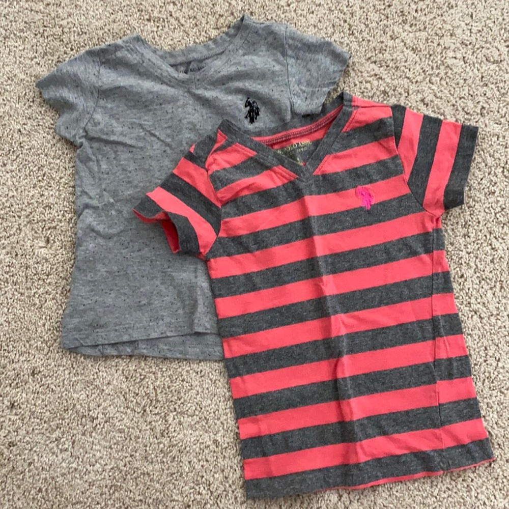 2 pk US Polo Assn v-neck tees